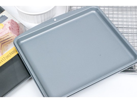 Assembled Baking And Serving Collection