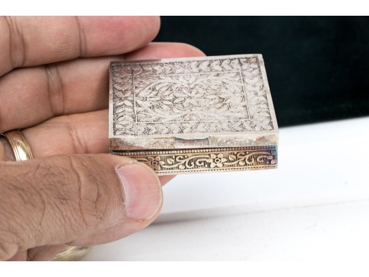 Collection Of Six Pillboxes, Including Two English Sterling And One French 800 Silver
