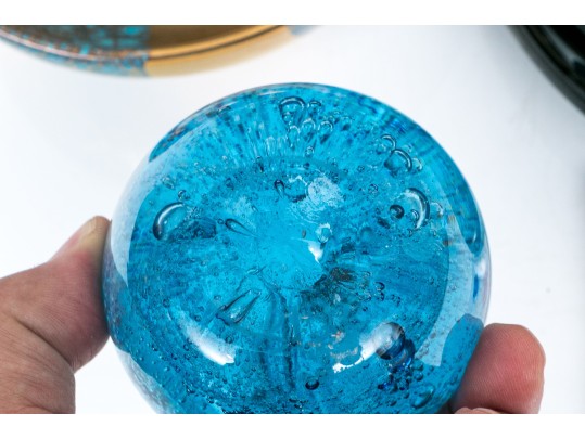 Group Of Five Art Glass And Ceramic Table Top Items