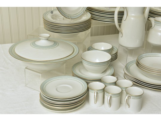 Royal Doultan Berkshire English Translucent China