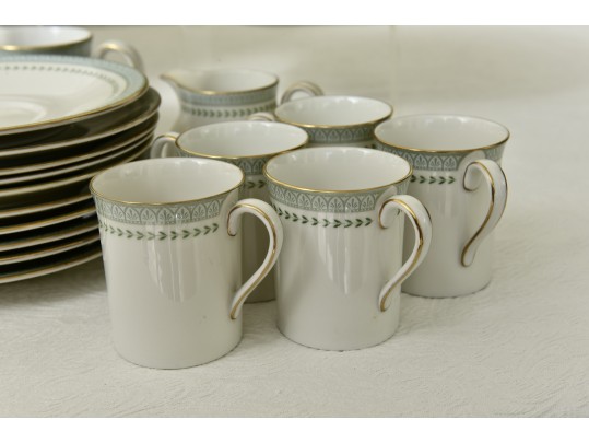 Royal Doultan Berkshire English Translucent China