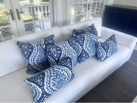 Set Of Six Restoration Hardware Outdoor Pillows
