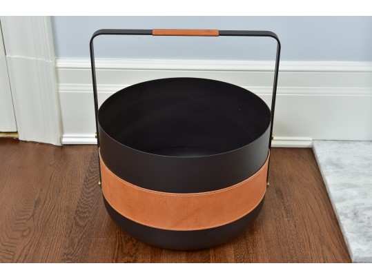 Eldvarm Emma Steel And Leather Firewood Basket (RETAIL $639)