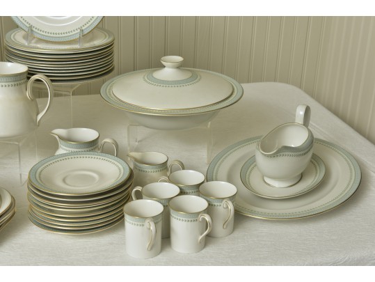 Royal Doultan Berkshire English Translucent China