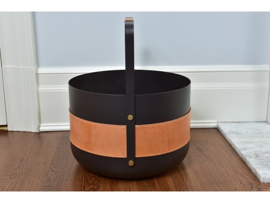 Eldvarm Emma Steel And Leather Firewood Basket (RETAIL $639)