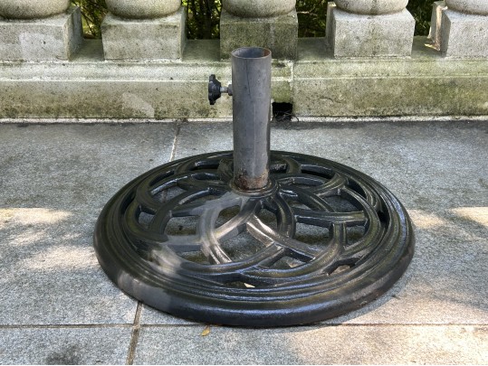 Outdoor Patio Umbrella Stand