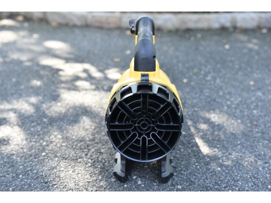 DeWalt Brushless Leaf Blower Including Battery And Charger