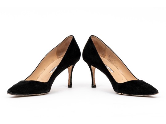 Manolo Blahnik Classic Black Suede Pumps, Size 41 1/2