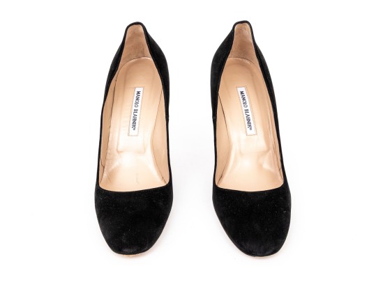 Manolo Blahnik Classic Black Suede Stiletto Pumps, Size 41 1/2