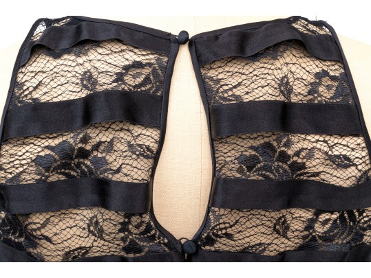 Pamela Dennis Black Silk Lace Motif Sleeveless Sheath Dress, Slze 6