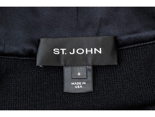 St.John Black Bow Motif Swing Style Knit Unstructured Blazer, Size 6