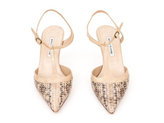 Manolo Blahnik Striking Tan Patent Leather 