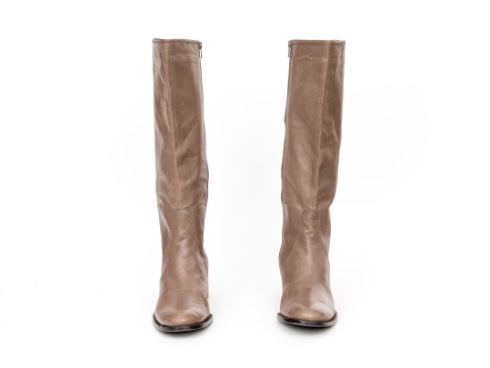 Delmain Beautiful Taupe Vero Cucio Leather Knee Length Boots, Size 10