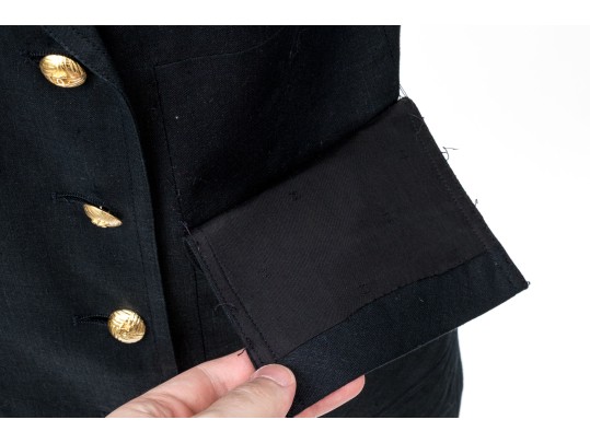 Chanel Boutique Navy Blue Vintage Double Breasted Linen Top, Size 40