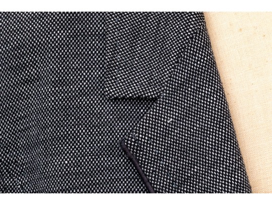 Escada Short Black And White Collared Blazer, Size 40