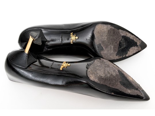 Prada Unusual Black Saffiano Leather Gold Tone Heeled Pumps, Size 41