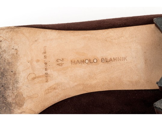 Manolo Blahnik Classic Block Heel Brown Suede Pump, Size 42