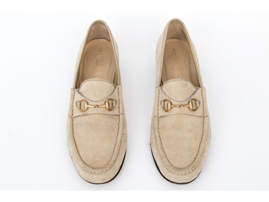 Gucci Striking Tan Suede Loafers With Gold-tone Horsebit, Size 10 B