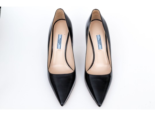 Prada Chic Black Saffiano Leather Stiletto Pumps, Size 41
