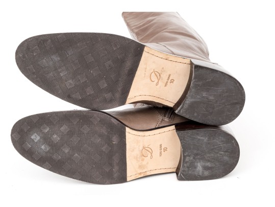 Delmain Beautiful Taupe Vero Cucio Leather Knee Length Boots, Size 10