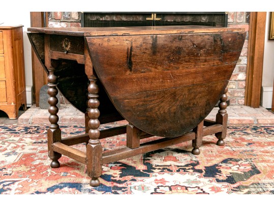 George I Oak Gateleg Table, Circa 1700-1720