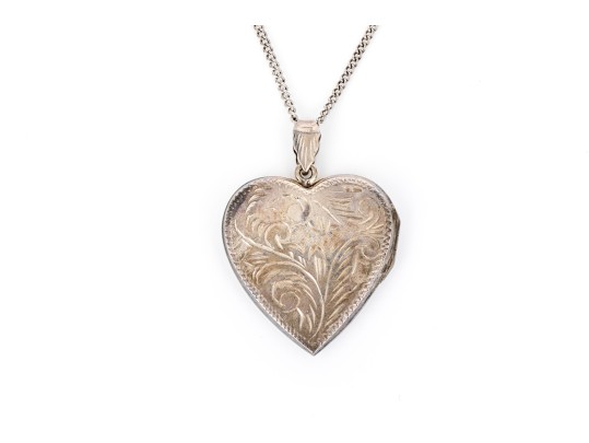 Sterling Silver Collection Of Heart Motif Jewelry Pieces