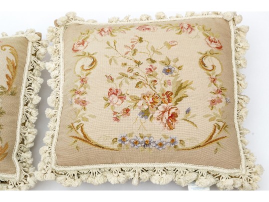 Set Of Four Katha Diddel Home Collection Wool And Cotton Aubusson Style Accent Pillows