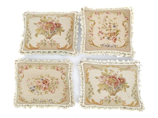 Set Of Four Katha Diddel Home Collection Wool And Cotton Aubusson Style Accent Pillows