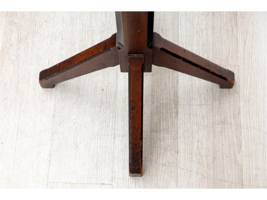 Early 20th Century Shaving Stand