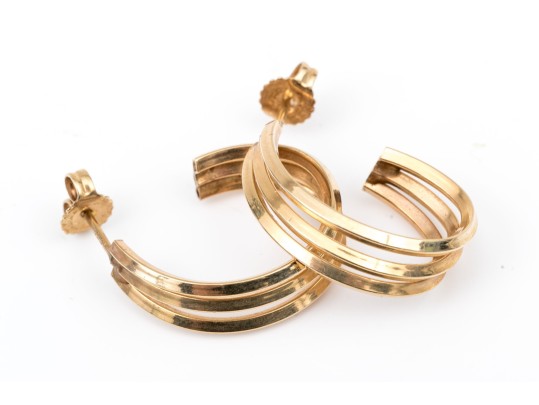 14k Yellow Gold Handsome Triple Row 