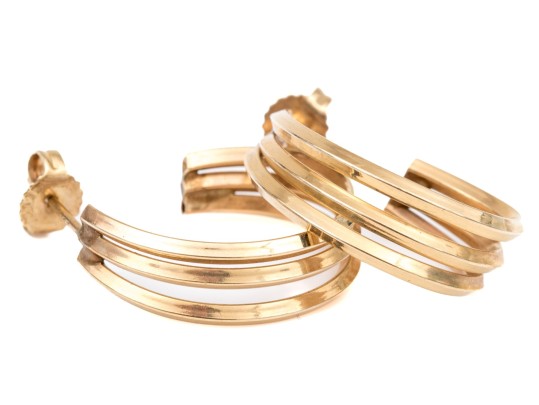 14k Yellow Gold Handsome Triple Row 