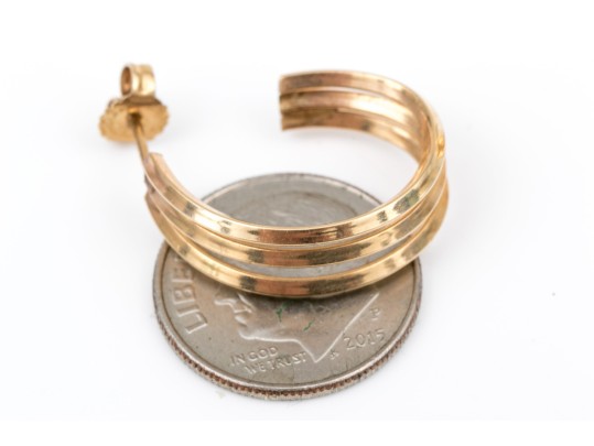 14k Yellow Gold Handsome Triple Row 