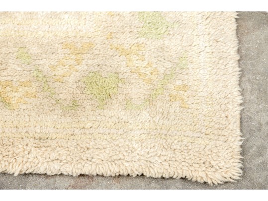 Wool Carpet, 4'-11 1/2