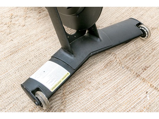 Peleton Excercise Bike With Touch Monitor