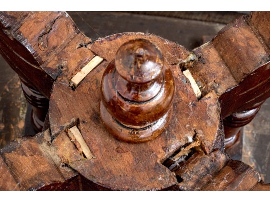 Antique English Inlaid Oval Table
