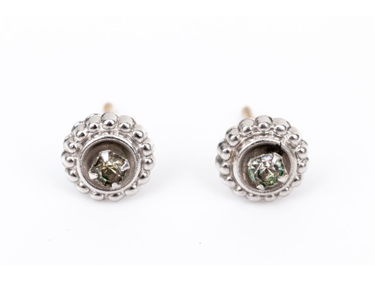 10k White Gold Cz Set Stud Earrings
