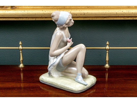 Spanish Rex Valencia D'Avila Hand-painted Porcelain Seated Ballerina
