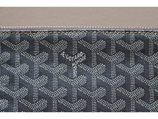 Goyard Goyardine Grey Zip Clutch Bag Senat MM And Dust Bag