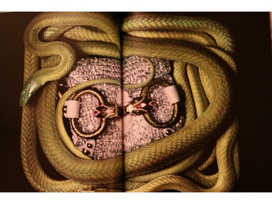 Gucci By Gucci – 85 Years Of Iconic Fashion History (2006 Edition)