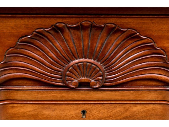 Beautiful Chippendale Style Block Front Mahogany Chest