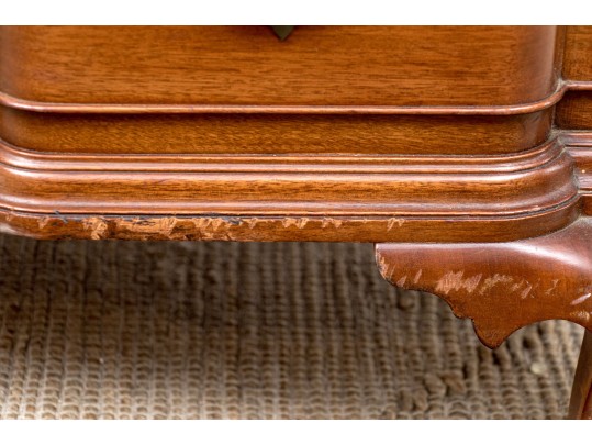 Beautiful Chippendale Style Block Front Mahogany Chest