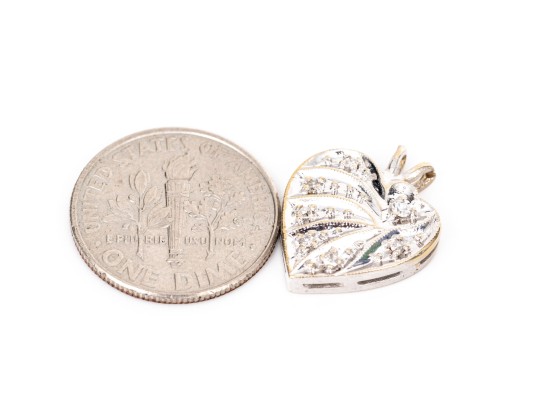 14k White Gold Pretty Patterned Heart Pendant, App. 0.04 TCW