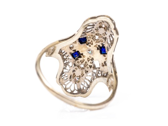 18k White Gold Vintage Filigree And Diamond And White Sapphire Ring, Size 7