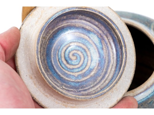 Japanese Ceramic Lidded Teapot With Six Glazed Teabowls