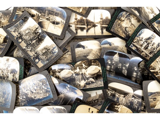 Collection Of Antique Stereographic Library Volumes Of Images With Viewer