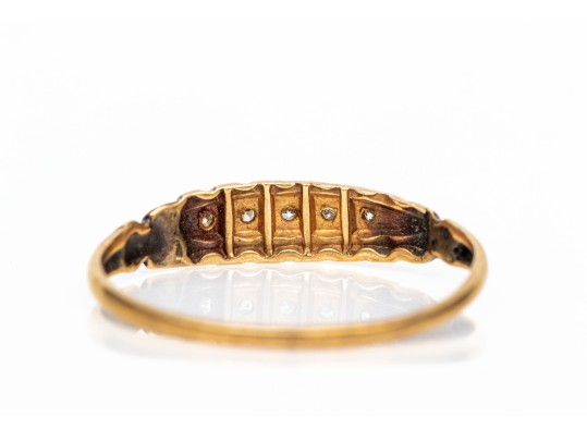 14k Yellow Gold Vintage Band Ring With Diamond Accents, App. 0.015 TCW, Size 5.75