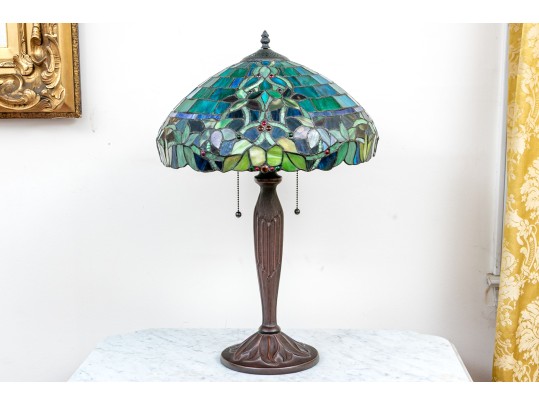 Decorative Tiffany Style Two Light Table Lamp 