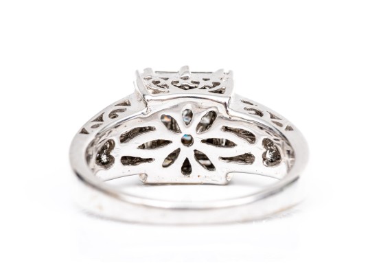 14k White Gold Ornate Cz Cluster Ring, Size 7