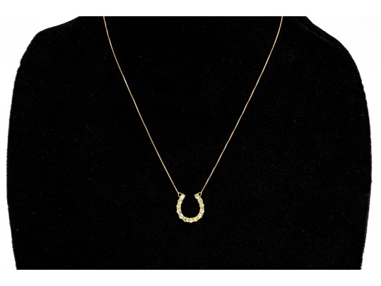 14k Yellow Gold Fun Peridot Set Horseshoe Necklace, App. 0.78 TCW