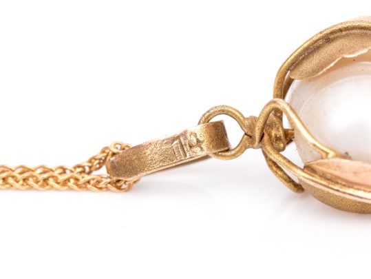 14k Yellow Gold Striking Stacked Baroque Cultured Pearl And Foliate Pendant, With Chain